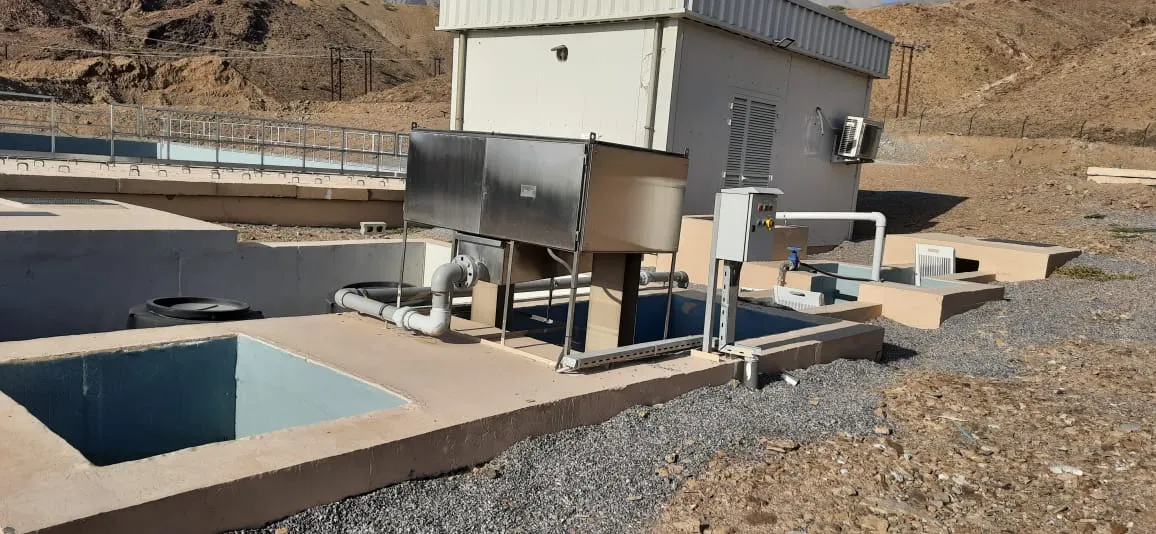 Separator tanks under construction
